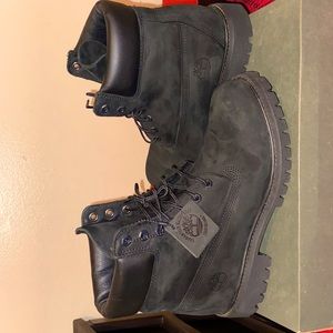I am selling timberlands take any offers and try to work something out size 8men